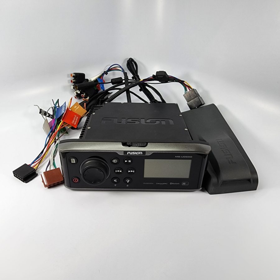 Fusion MSUD650 Marine Entertainment System with UniDock TESTED