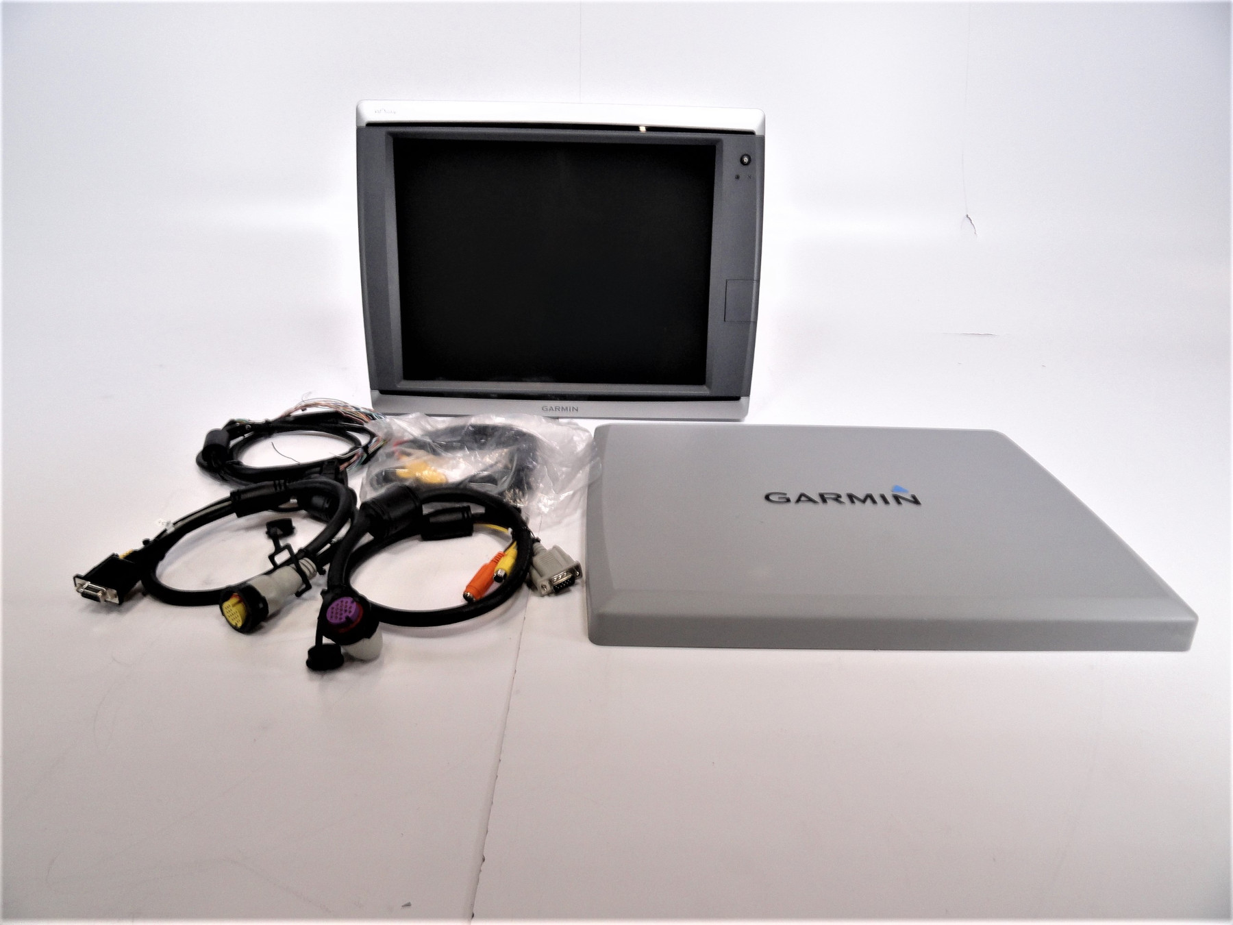 Garmin GPSmap 7215 Touchscreen MFD + Suncover/Cables (Good Cond!) Max