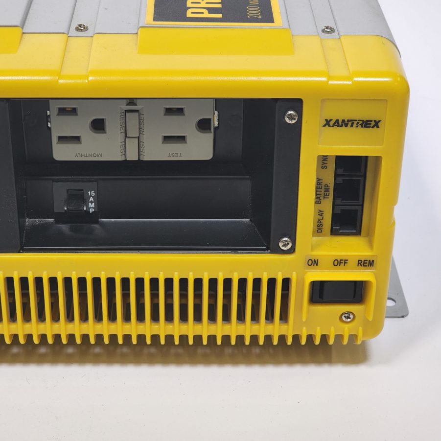 Xantrex  PROsine 2.0 2000 Watts 12VDC/100A-120VAC Inverter/Charger - For Parts - Image 6