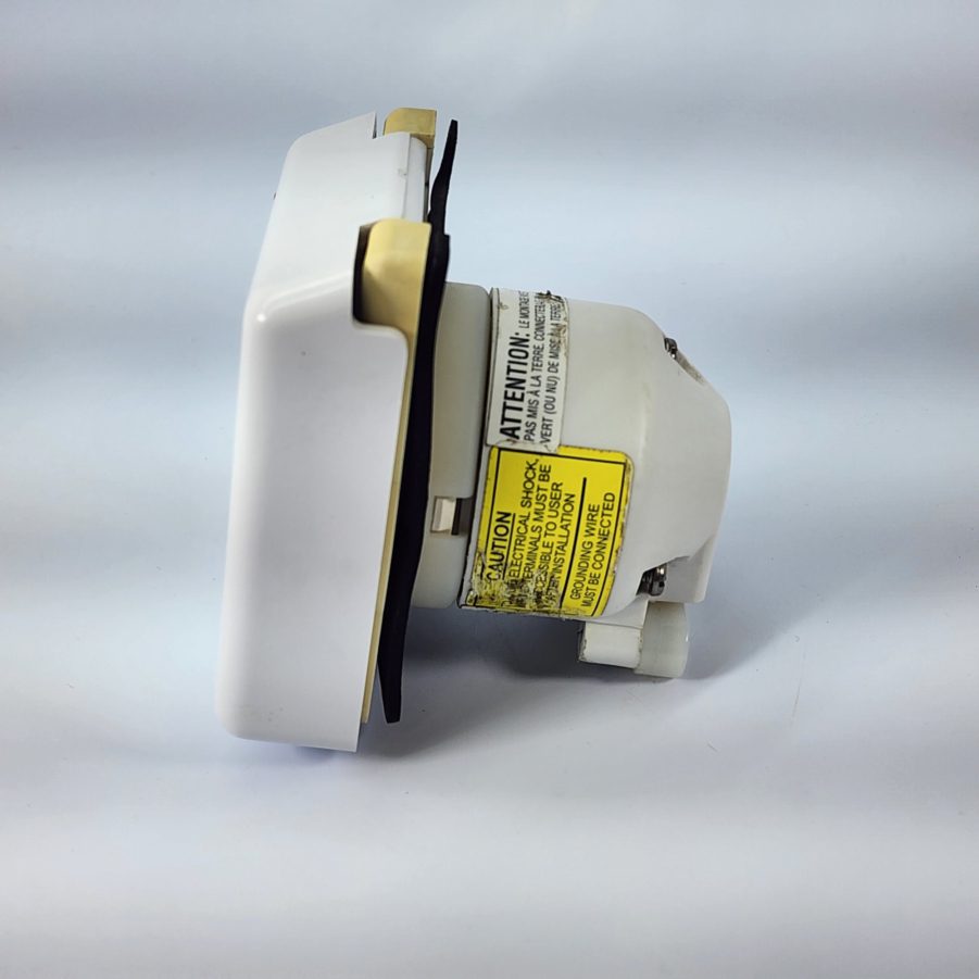 Hubbell HBL303NM Twist-Lock Marine Grade Hull Inlet 30A 125V Screw Terminal-Used - Image 6