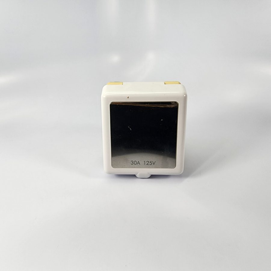 Hubbell HBL303NM Twist-Lock Marine Grade Hull Inlet 30A 125V Screw Terminal-Used - Image 3