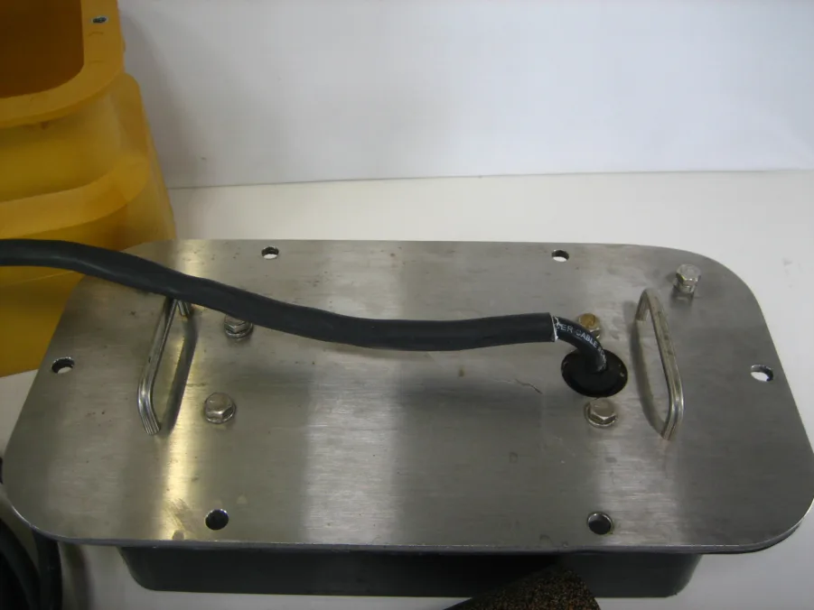 Airmar R111C-LH Low High In-Hull CHIRP Transducer Simrad Garmin Furuno Raymarine - Image 4