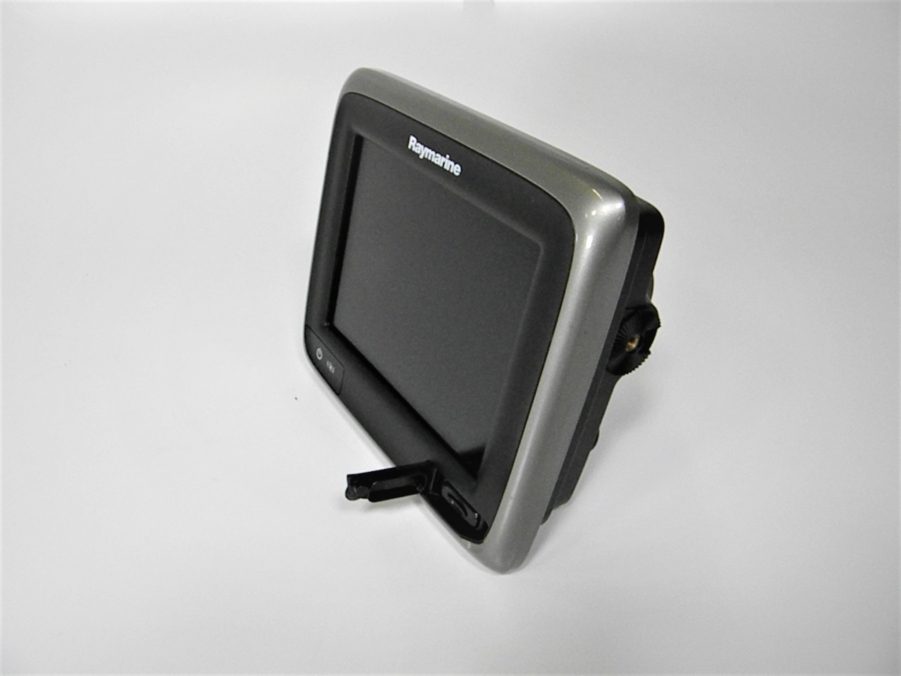 Raymarine a67 5.7″ Touchscreen MFD w/Sun Cover E70077 TESTED – 90 Day Warranty! - Image 3