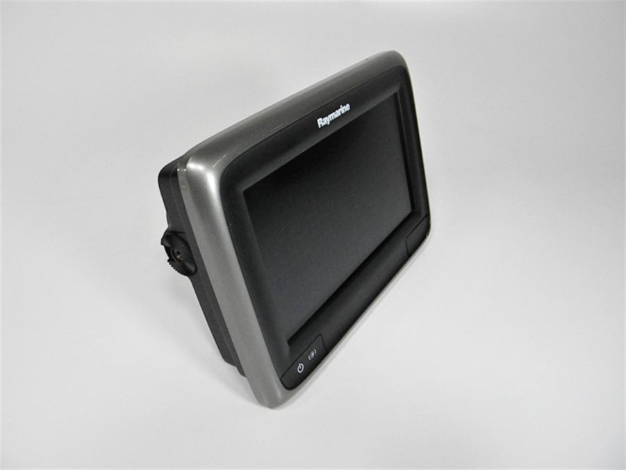 Raymarine a78 7″ Touchscreen MFD w/Sun Cover E70202 TESTED – 90 Day Warranty!! - Image 4