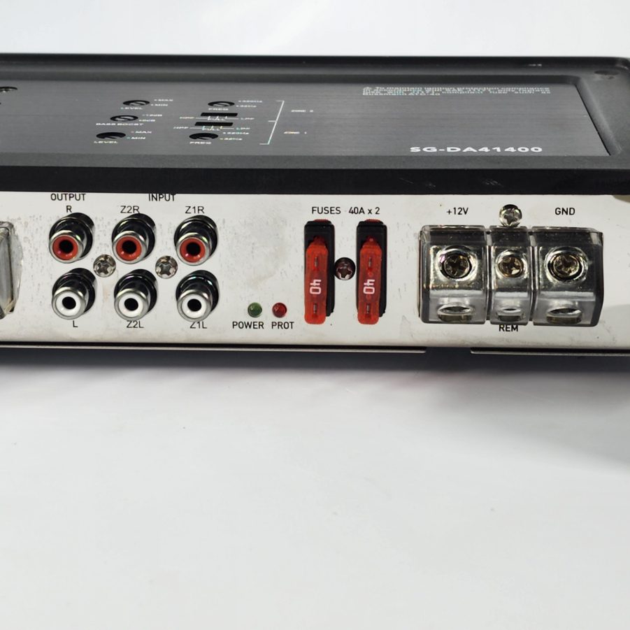 Fusion SGDA41400 Marine 4Channel Amplifier 150 Watts RMS x 4