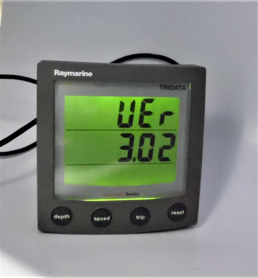 Raymarine ST60 Tridata Instrument w/ Sun Cover - A22013 - READ DESCRIPTION!! - Image 9