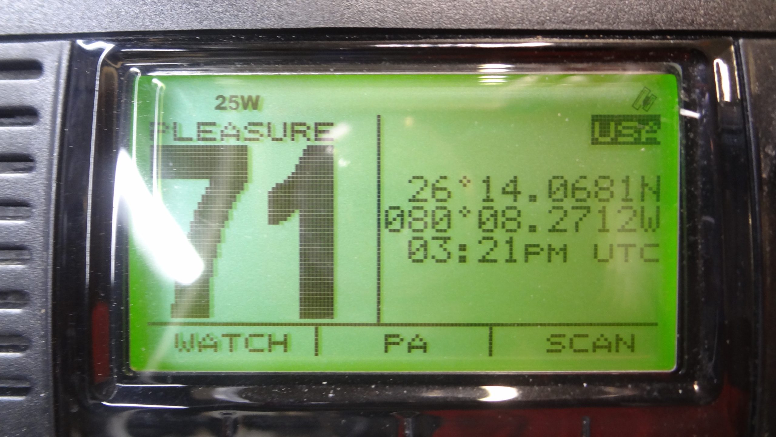 Garmin VHF 200 Series TwoWay Marine Radio Transceiver Unit No