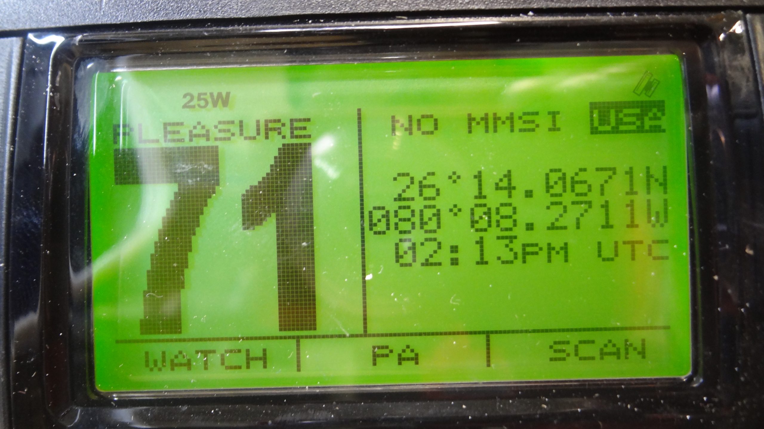 Garmin VHF 200 Series TwoWay Marine Radio Transceiver Unit No