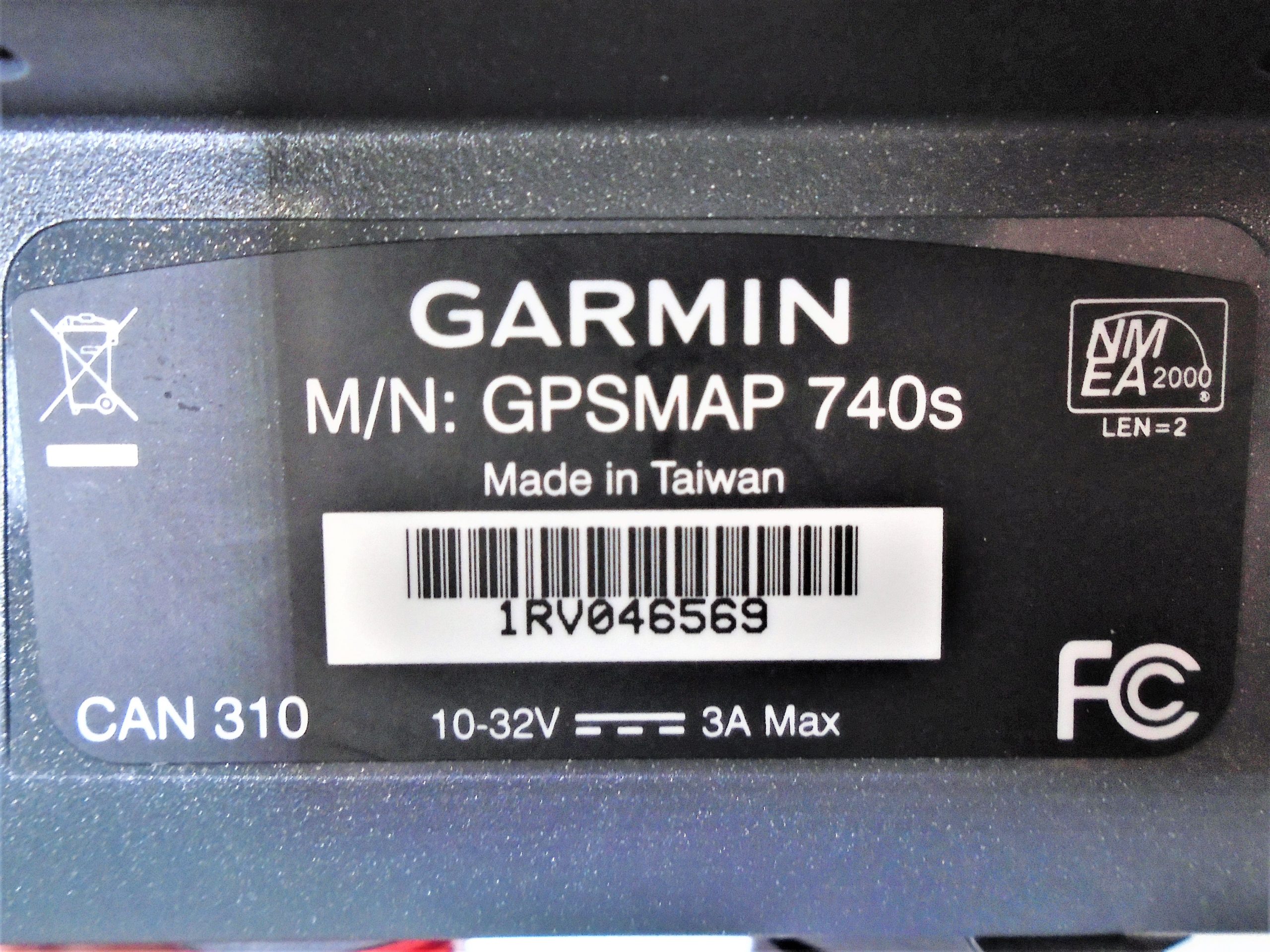 GARMIN GPSMAP 740s 7" Touchscreen Chartplotter Depth Sounder Display