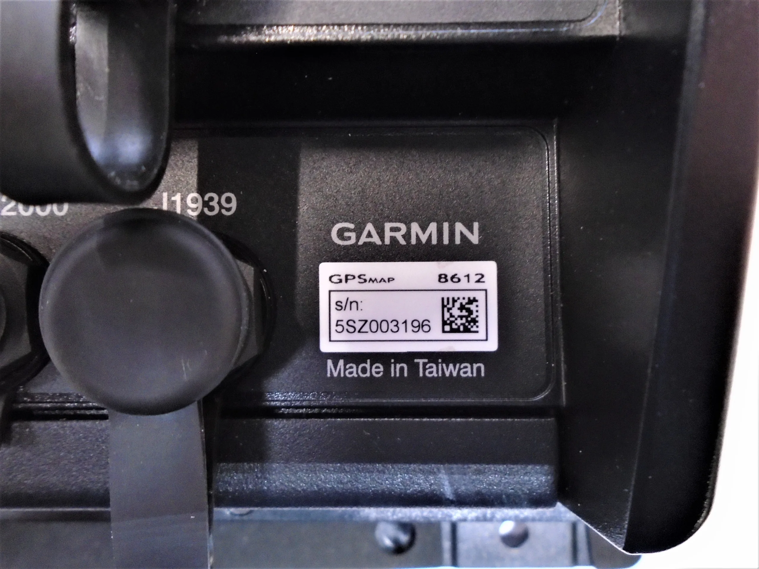 Garmin GPSmap BLEMISHED 8612 12" Touchscreen MFD Tested Good Max