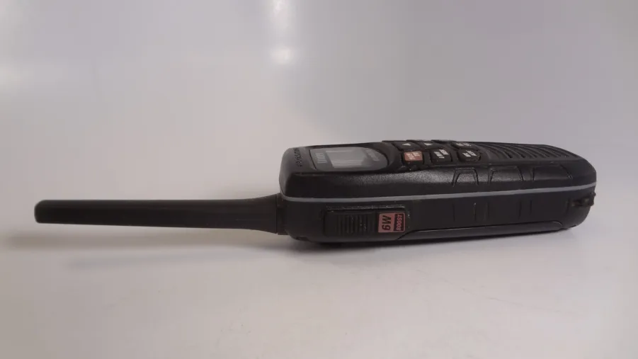 Uniden Atlantis 270 Floating Handheld Wireless Marine VHF Radio For Parts Only - Image 8