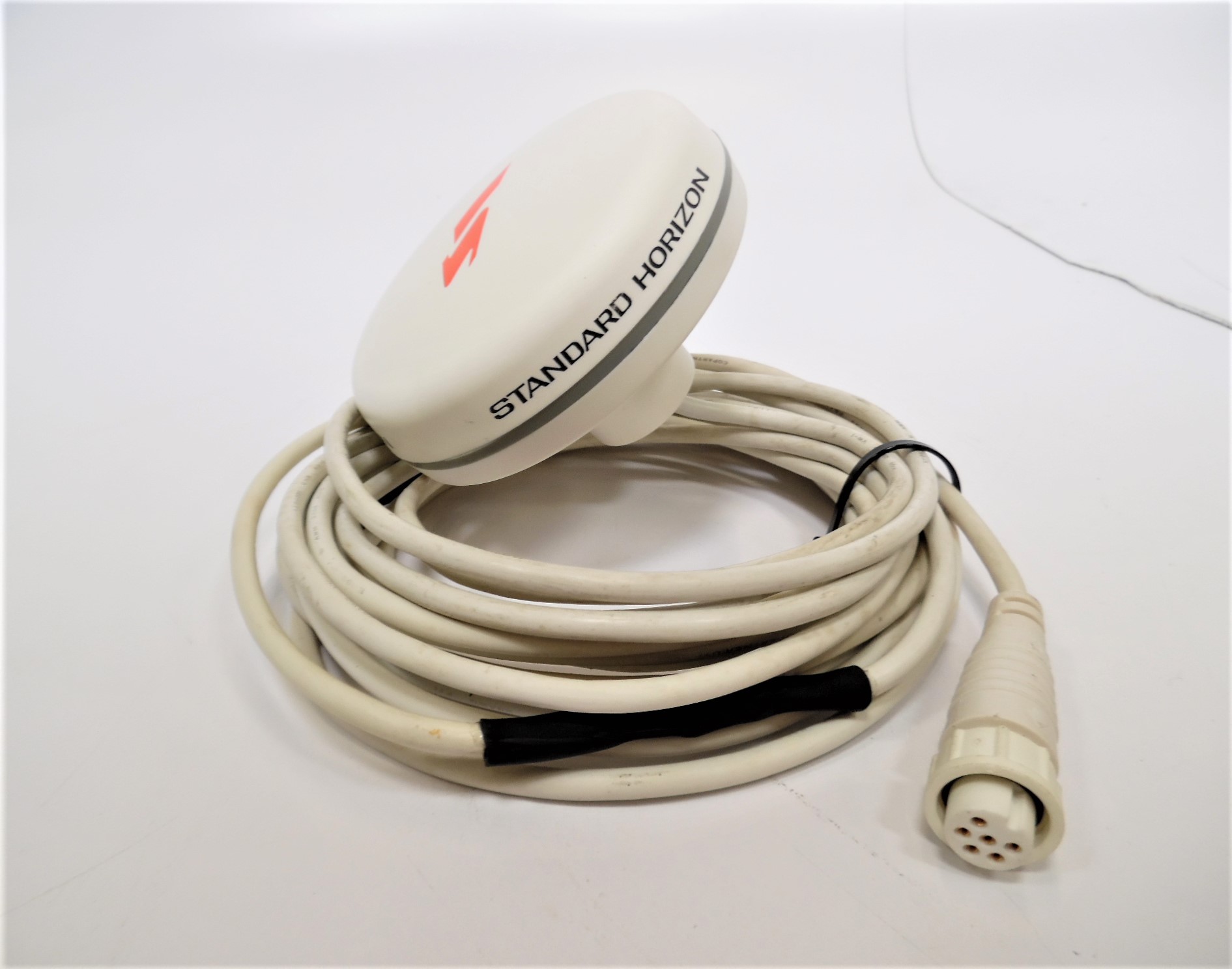 Standard Horizon Smart GPS Receiver/Antenna w/6Pin Connector **Tested