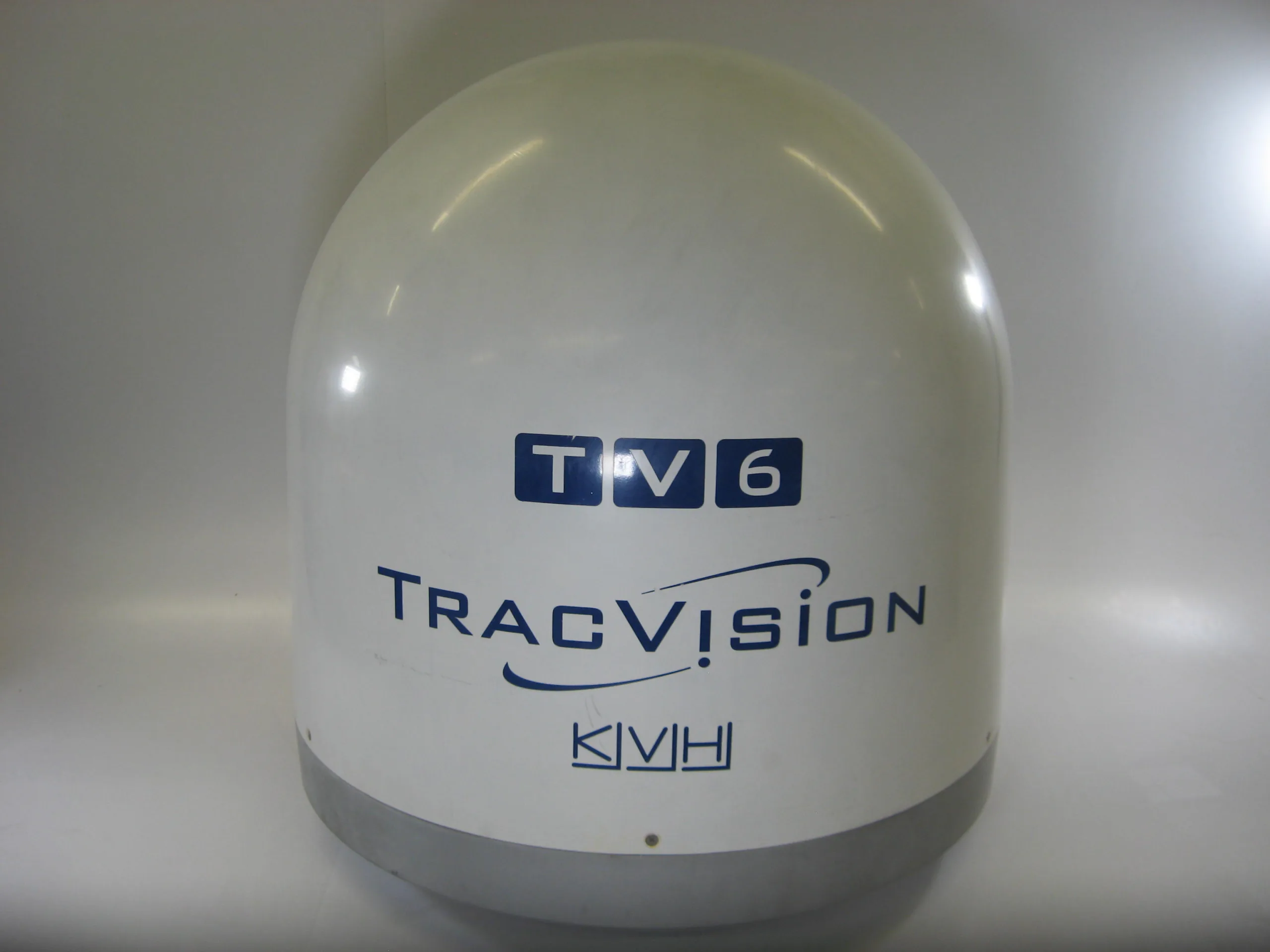 KVH Tracvision TV 6 TV6 24” Dish U.S. Marine Satellite TV Antenna * COMPLETE Max Marine