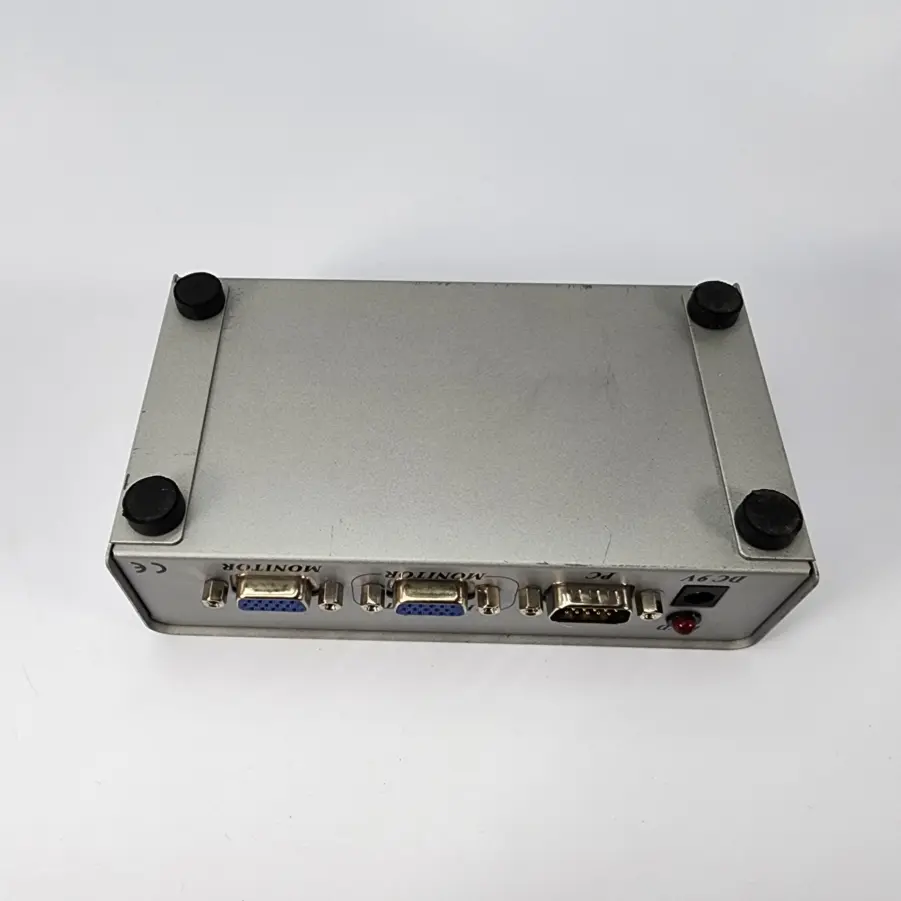 Manhattan 177207 150MHz 1:2 Way VGA Video Splitter - Image 11