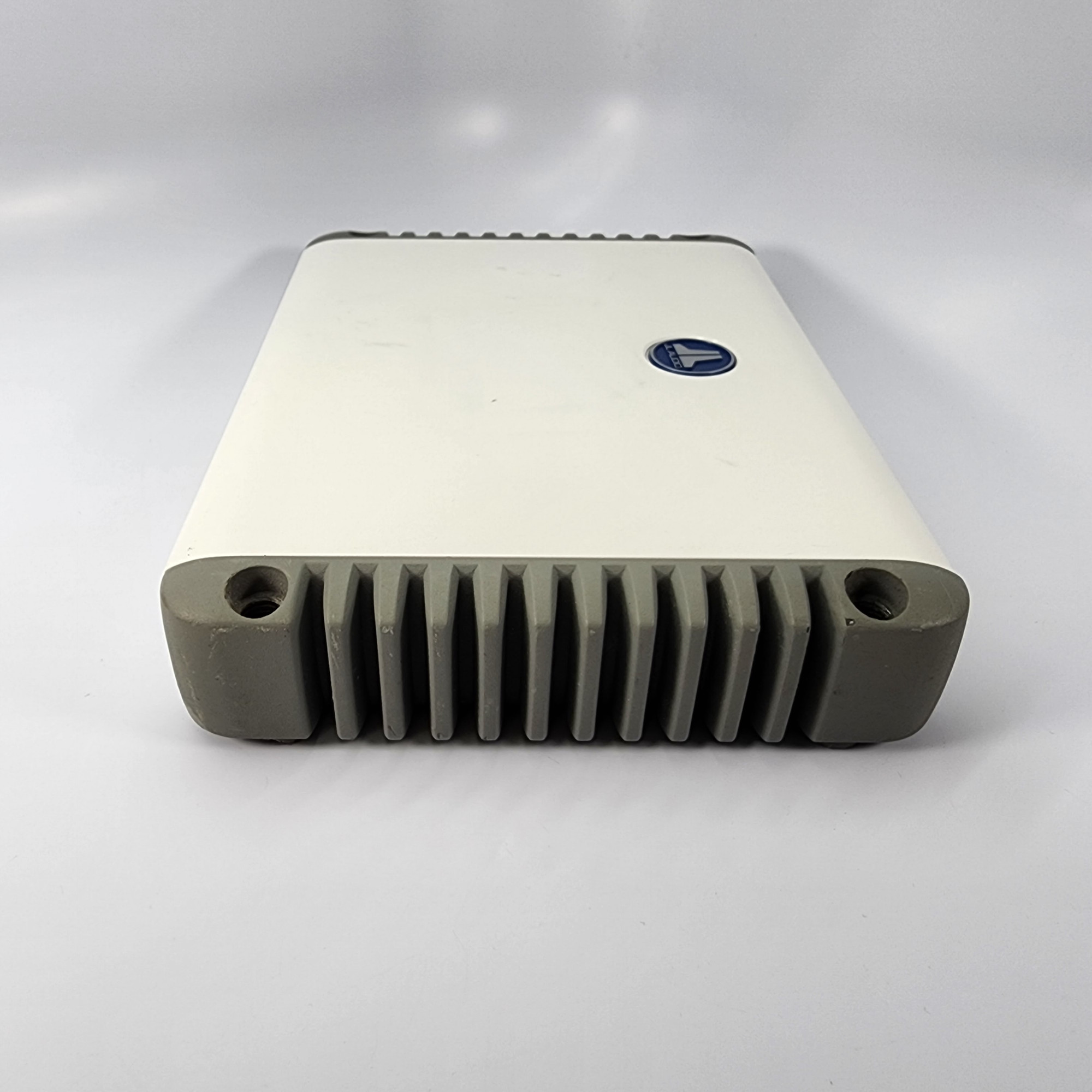 JL Audio MHD900/5 12V 5Channel ClassD FullRange Marine Amplifier FOR PARTS/NOT WORKING