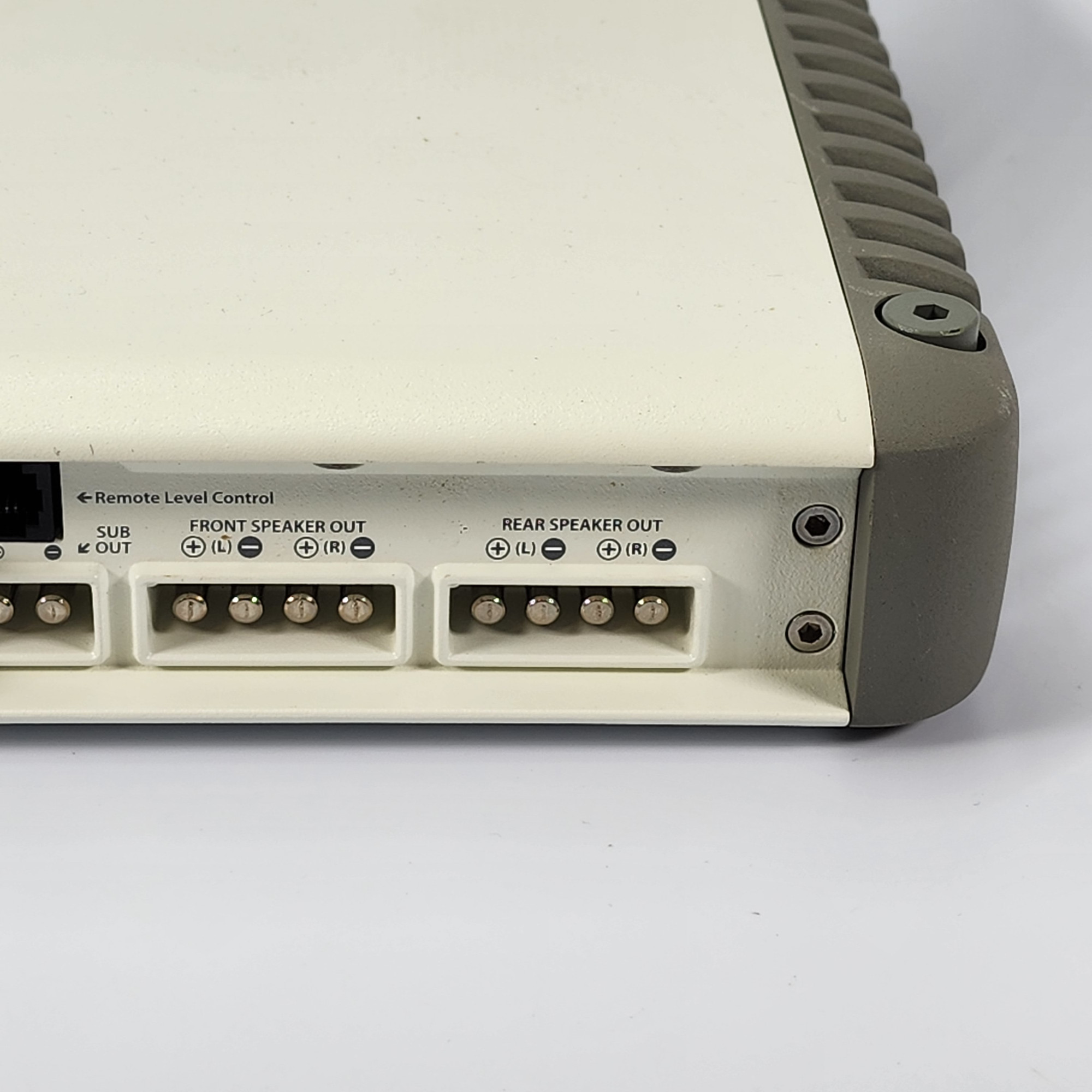 JL Audio MHD900/524V 5Channel ClassD FullRange Marine Amplifier FOR PARTS/NOT WORKING