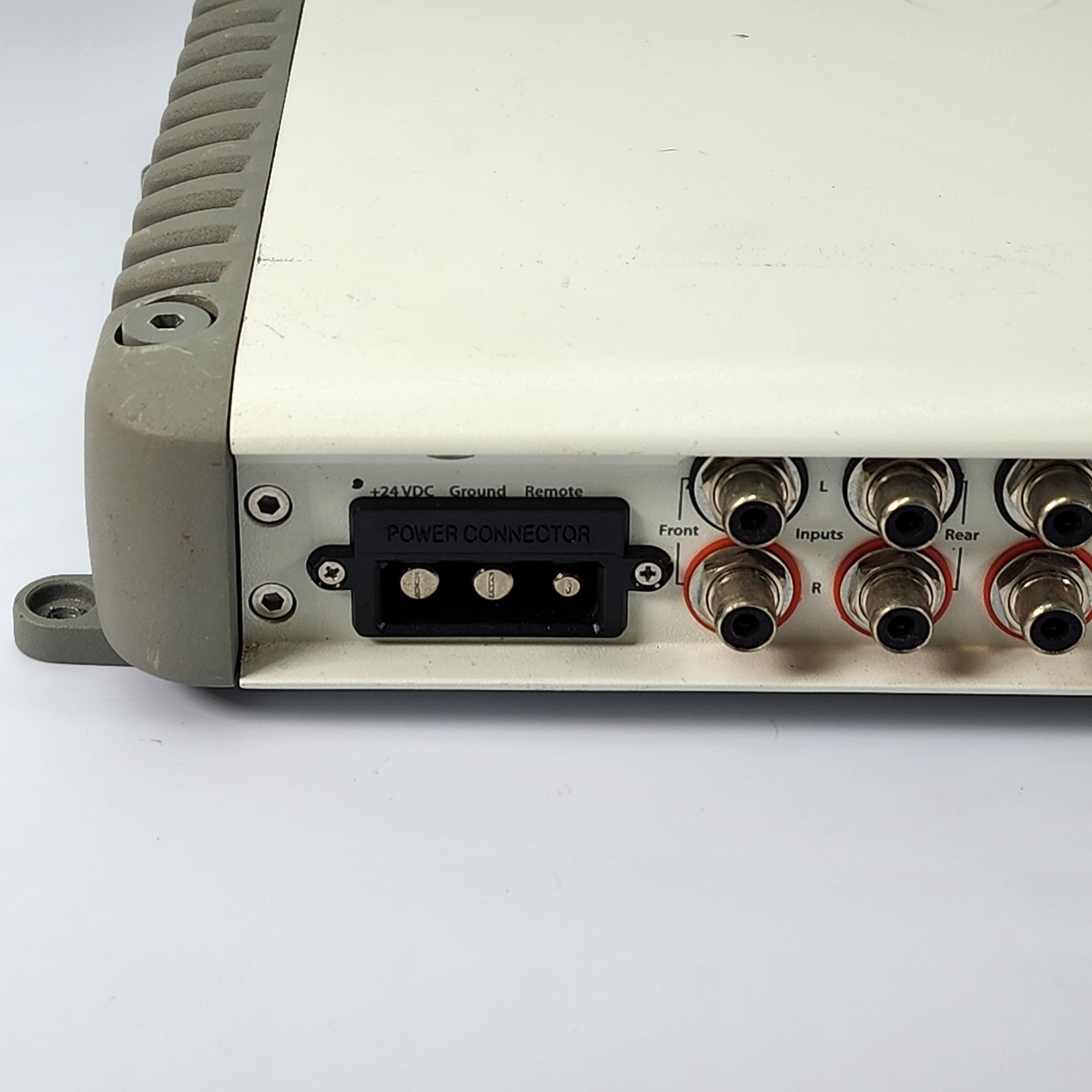 JL Audio MHD600/424V 4Channel ClassD FullRange Marine Amplifier FOR PARTS/NOT WORKING