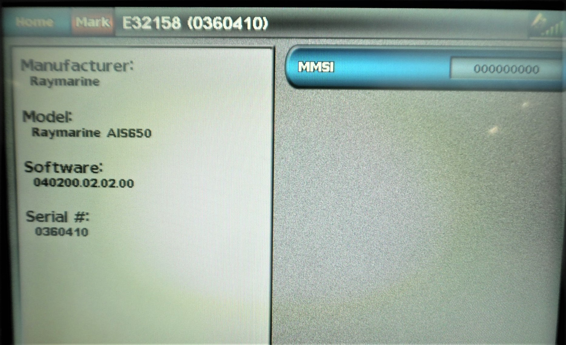 Raymarine AIS650 Class B Transceiver w/GPS Antenna & Power Cable