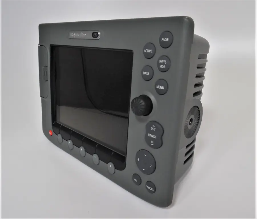 Raymarine E80 Classic Display E02011 NEW LCD Screen w/ Bezel & Sun