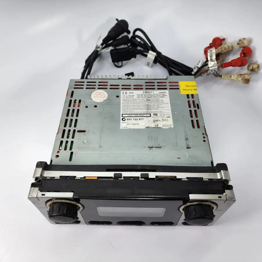 Clarion CMD7 Marine CD/MP3/WMA/AAC Receiver w/ USB Input & CeNET Control - TESTED - Image 8
