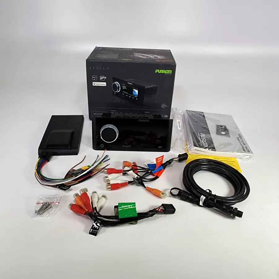 Fusion Apollo MS-RA770 Touchscreen Marine Digital Media Receiver - TESTED / WORKING