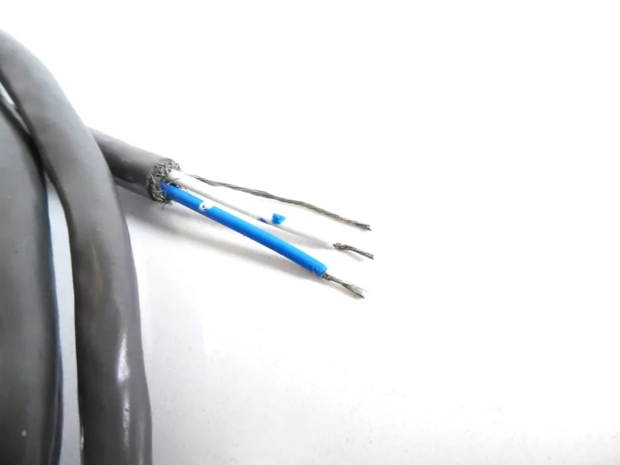 Raymarine NMEA Output Cable RL70c RL80c 4 Pin R55005 RL70c RL80c Pathfinder - Image 4