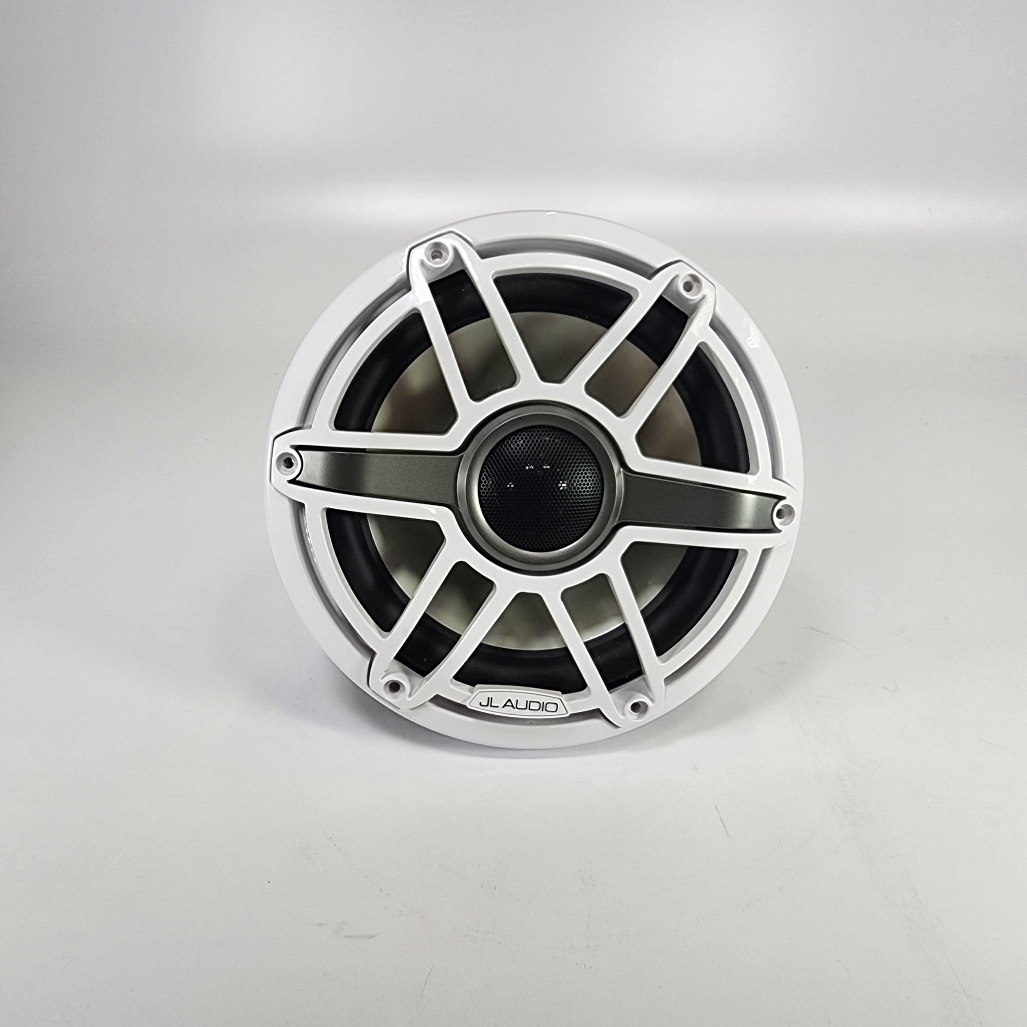 JL Audio M6880XSGwGw M6 Series 8.8" Marine Speaker Gloss White