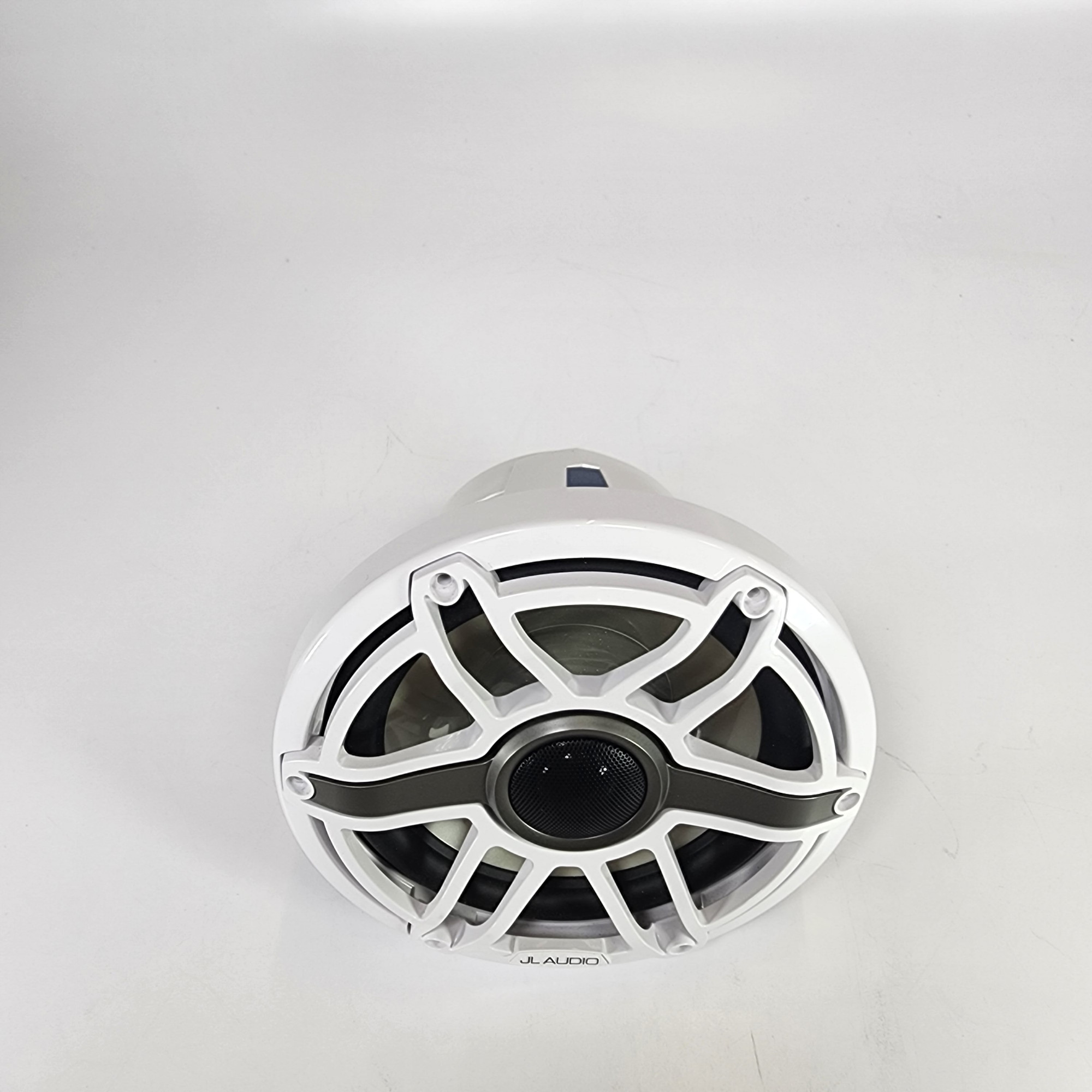 JL Audio M6880XSGwGw M6 Series 8.8" Marine Speaker Gloss White