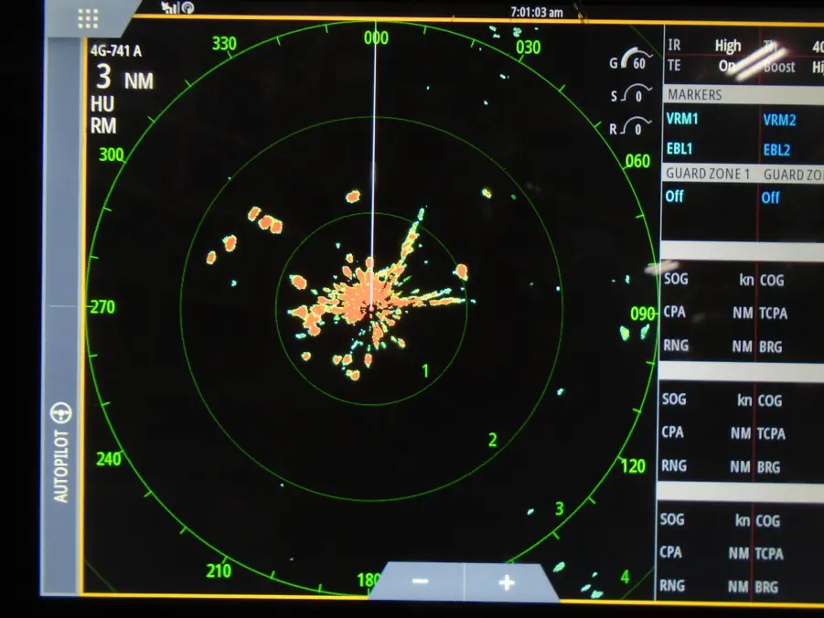 Simrad/Lowrance/B&G/Navico Broadband 4G Radar Dome W Cables & RI10 – Good Cond - Image 2