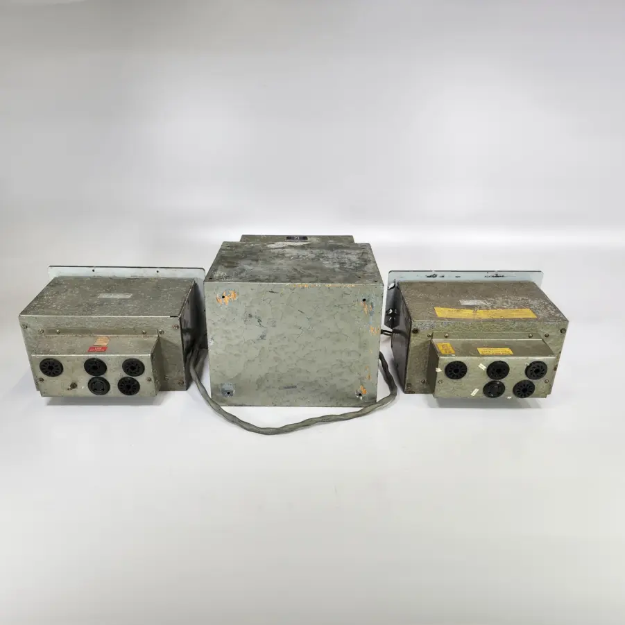 Assorted Lot of Wood Freeman Autopilot Equipment - Sold AS IS - Image 4