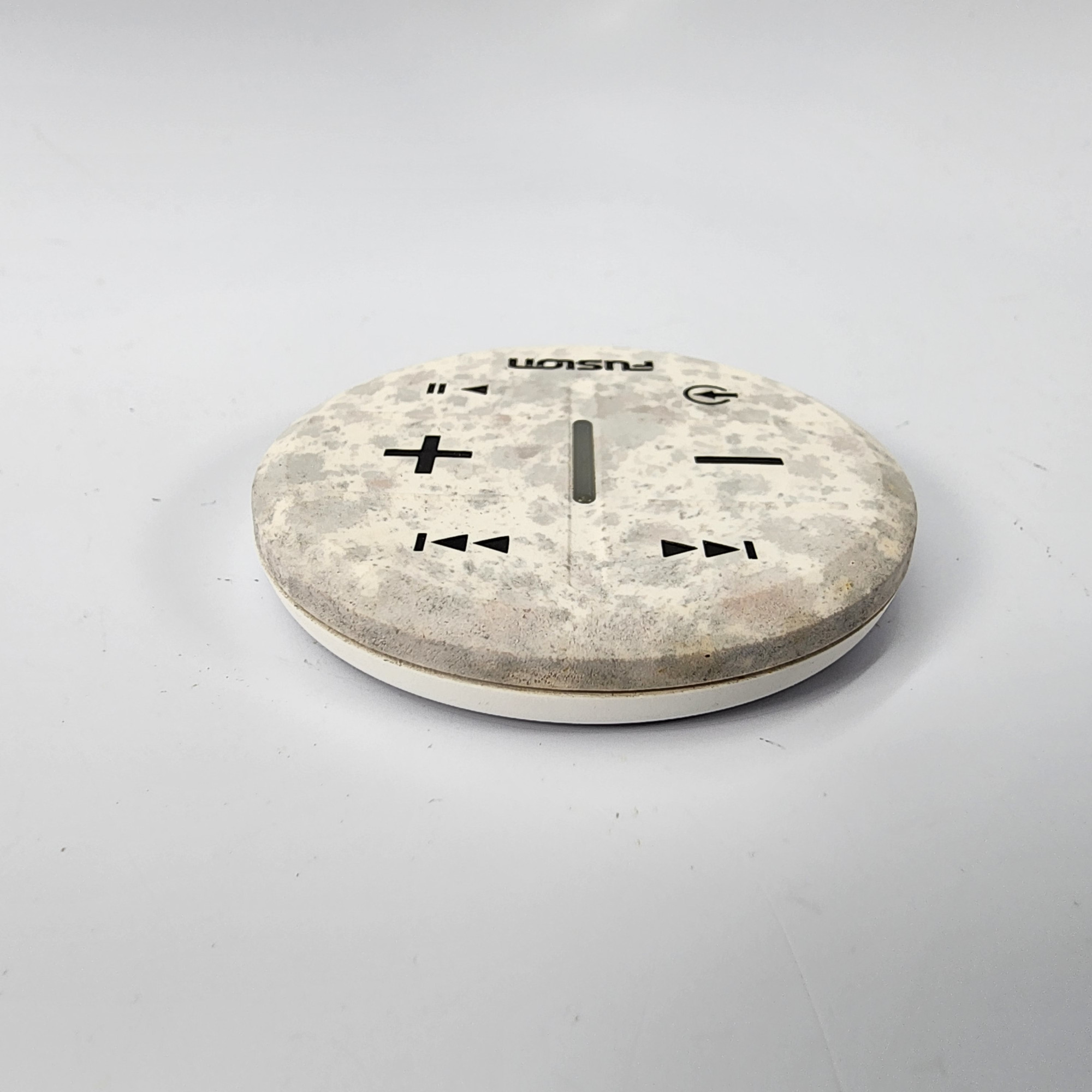 Fusion MSARX70W Wireless Marine Stereo Remote White Used Tested