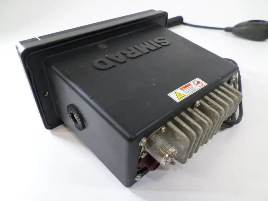 Simrad RS35 VHF with AIS Receiver - New Cable! - Image 7