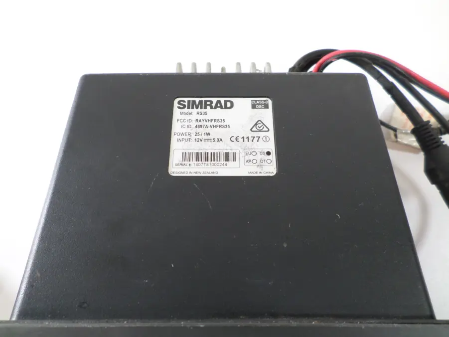 Simrad RS35 VHF with AIS Receiver - New Cable! - Image 9