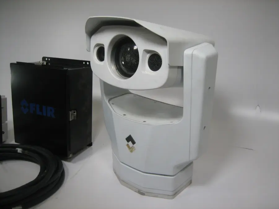 FLIR 432-0002-01-07 Voyager II Thermal Camera w/2x JCU's, Bulkhead Box PARTS/REPAIR - Image 3