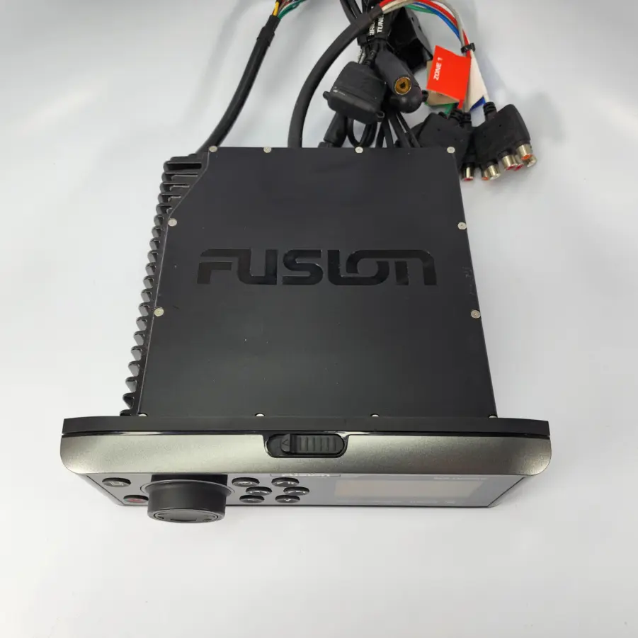 Fusion MSUD650 Marine Entertainment System with UniDock TESTED