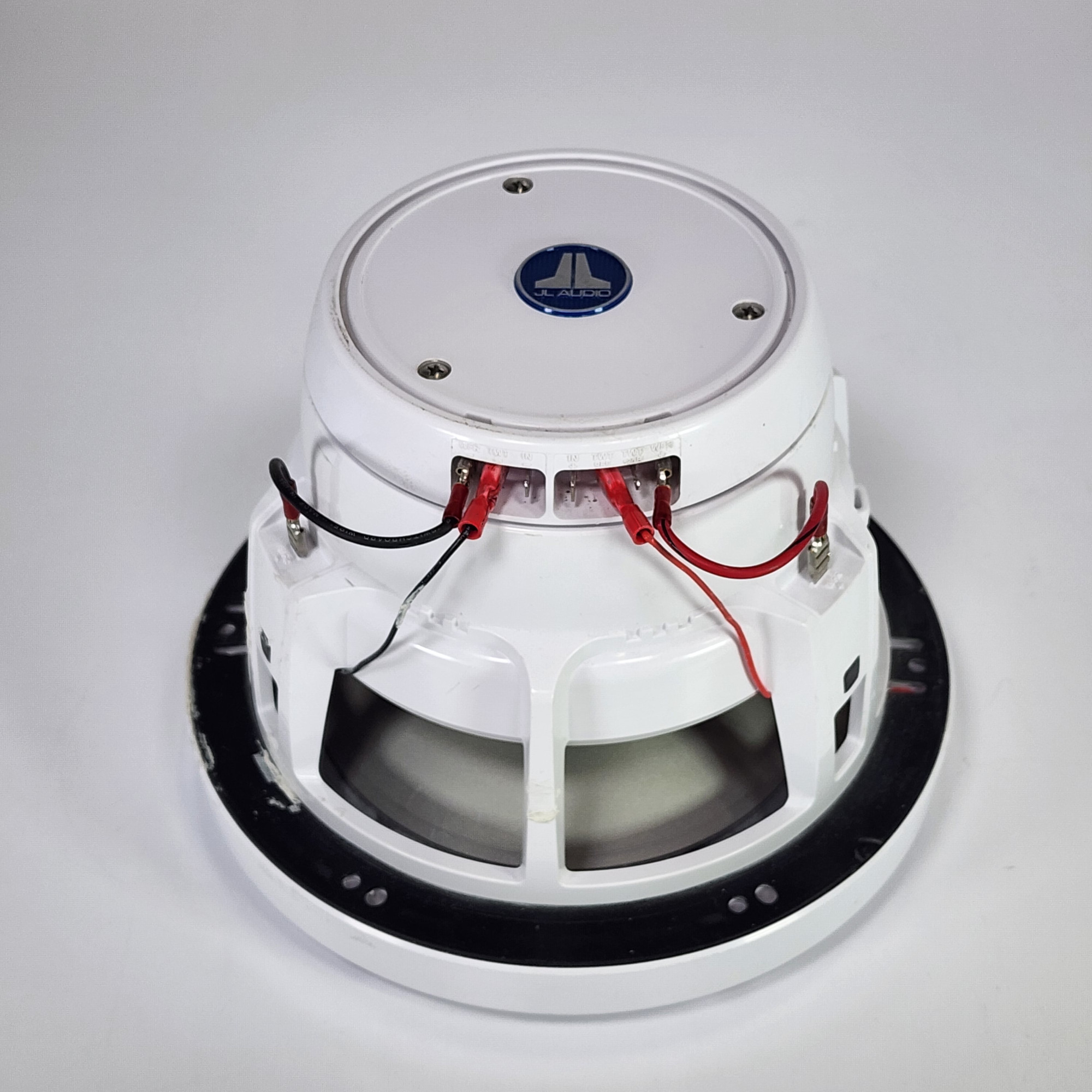 JL Audio M880CCXX0 8.8″ Marine Speakers White with Classic Grille