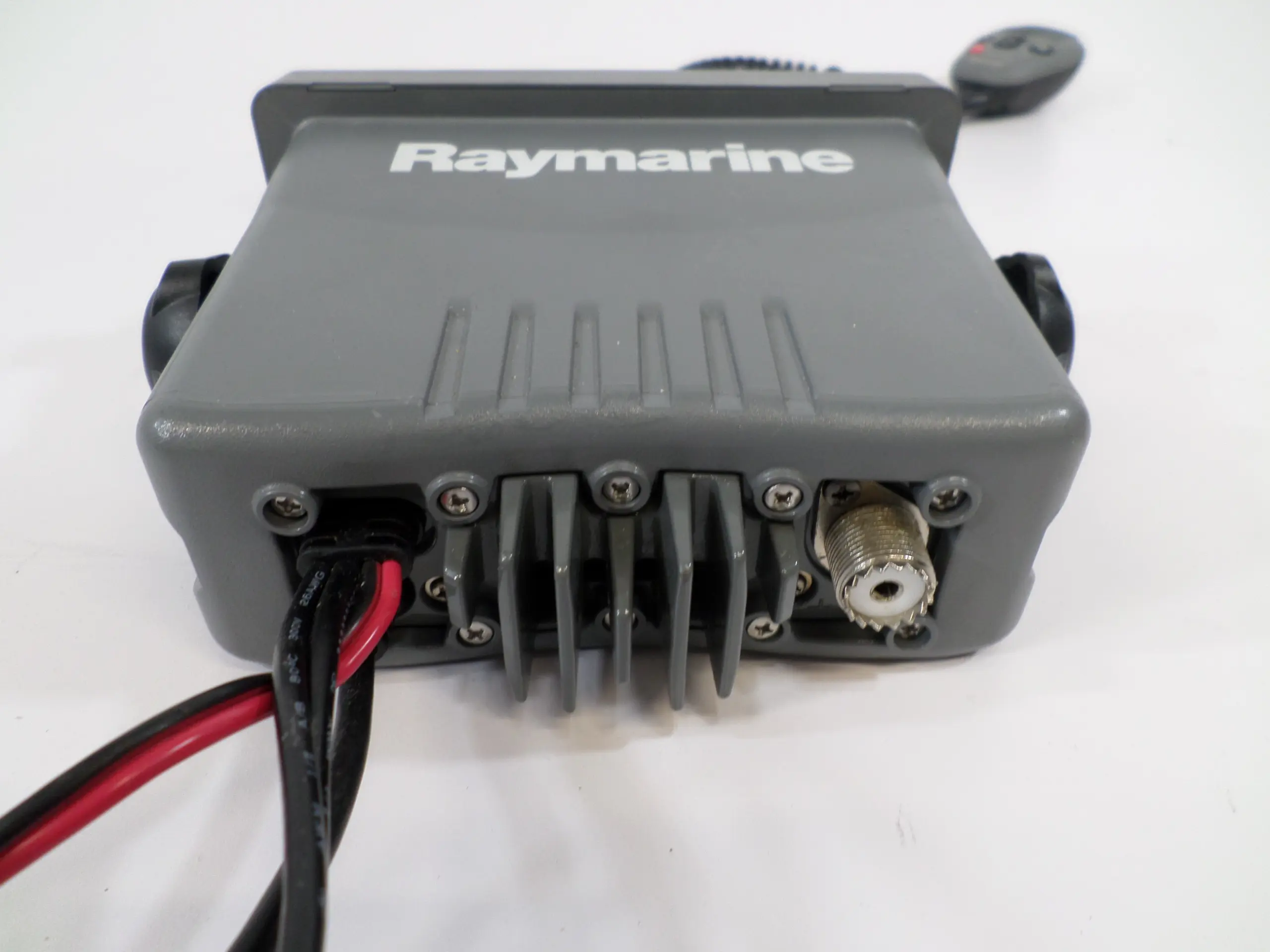 Raymarine Ray55 VHF E43036 - Excellent condition - Max Marine Electronics