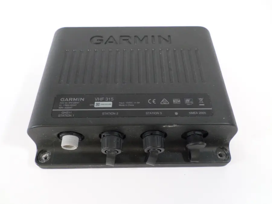 Garmin VHF 315 Complete System w/ GHS 11 Handset and Active Speaker