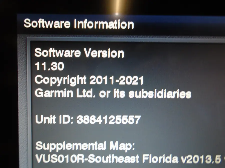 Garmin GPSMap 8215 Touchscreen MFD Updated 90 Day Warr w/ Sun Cover (Tested) - Image 8