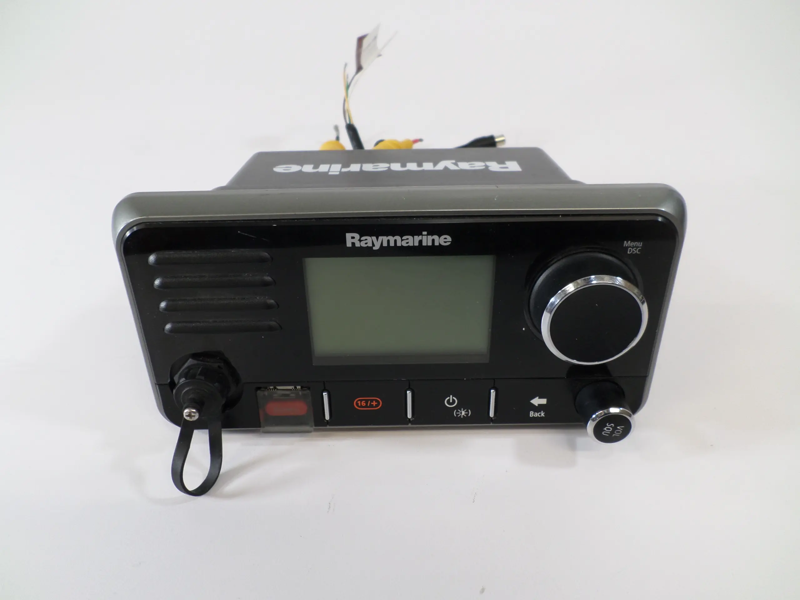 Raymarine RAY60 Submersible VHF E70245 w/ R70370 Hand Mic - No Comms ...