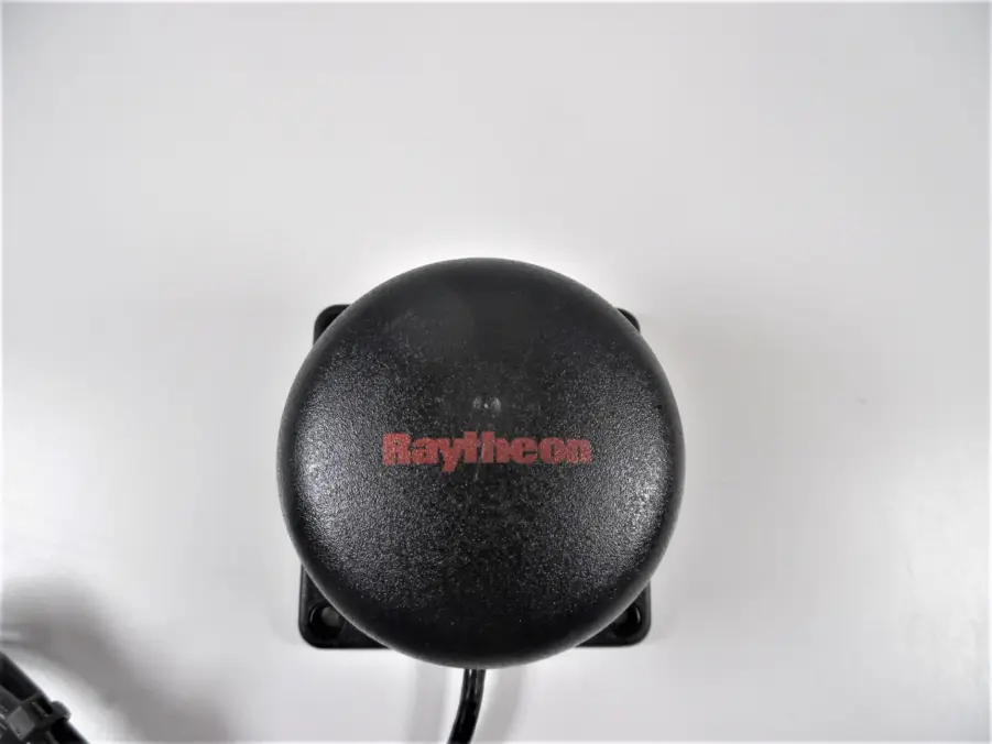 Raymarine/Raytheon Fluxgate Compass Module M81190 w/6ft. Cable - Image 3