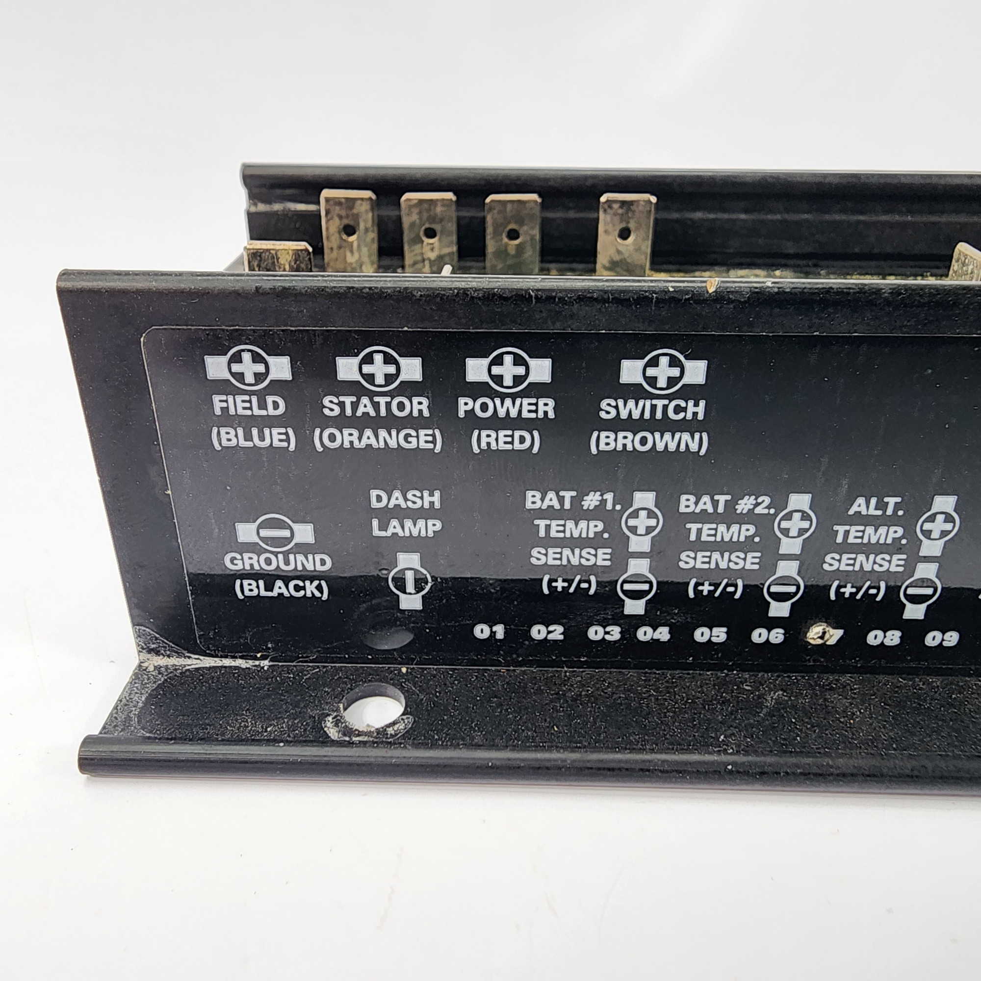 Balmar Max Charge MC618 – Mehrstufiger Regler Für 12V Bordnetze, Ohne Kabelbaum