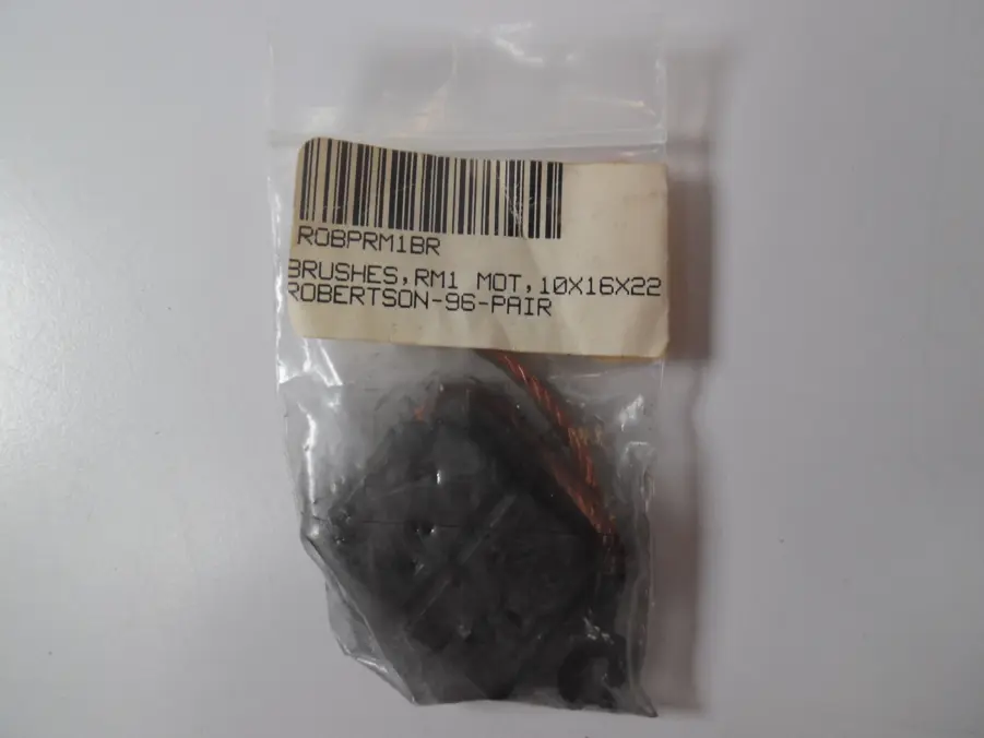Robertson 44132116 CBRM1 Motor Brushes 10x16x22 with Open Spade Lug - *NEW* - Image 3