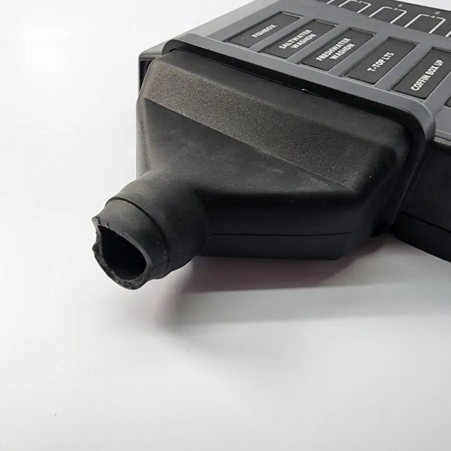 CZone/BEP Marine Output Interface (OI) - 80-911-0009-00 - with Connector & Boot - Image 10