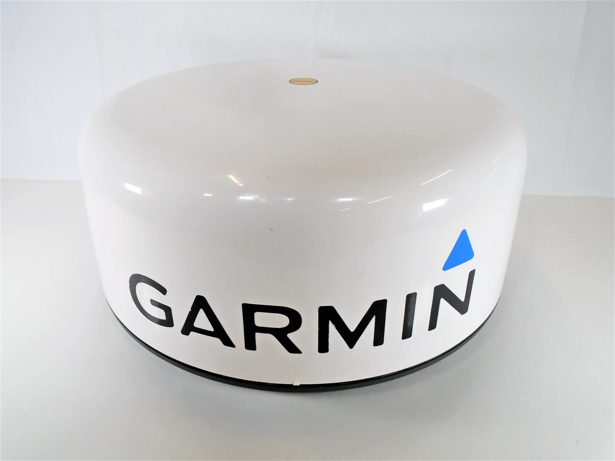 Garmin GMR18HD 4kw Radar Dome Cover W / Base Only Max Marine Electronics