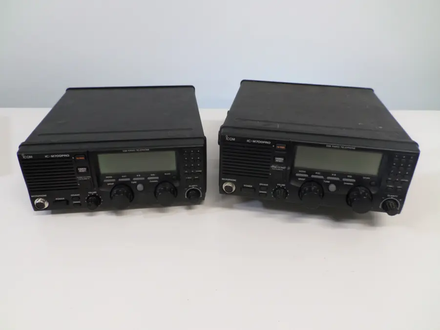 ICOM IC-M700PRO Single Side Band Radios Parts Lot w/ AT-130 Tuners - Image 3