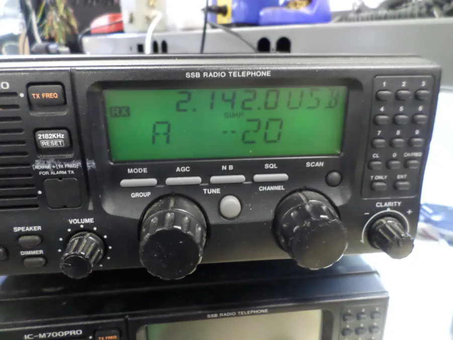 ICOM IC-M700PRO Single Side Band Radios Parts Lot w/ AT-130 Tuners - Image 4