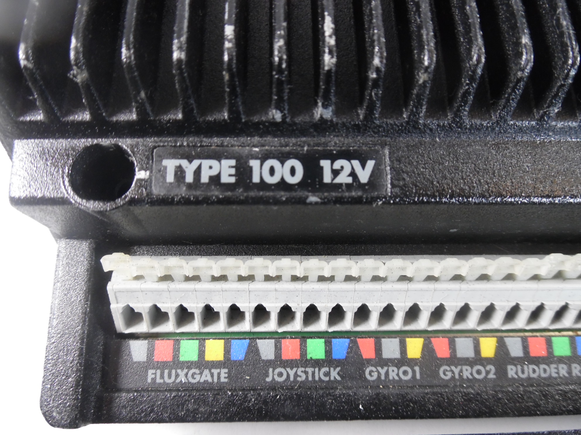 Raymarine/Raytheon/TYPE 100 AUTOPILOT COURSE COMPUTER M81110 12V Max