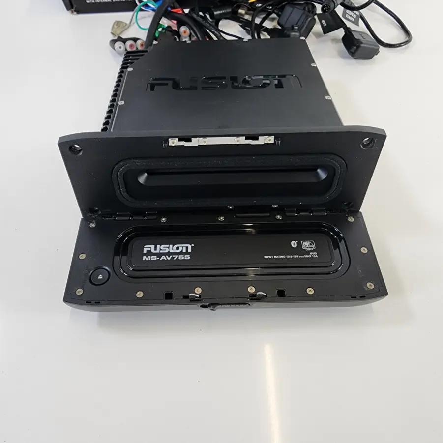 Fusion MS-AV755 AM/FM Stereo DVD/CD Player with FusionLink and BT - Working - Image 5