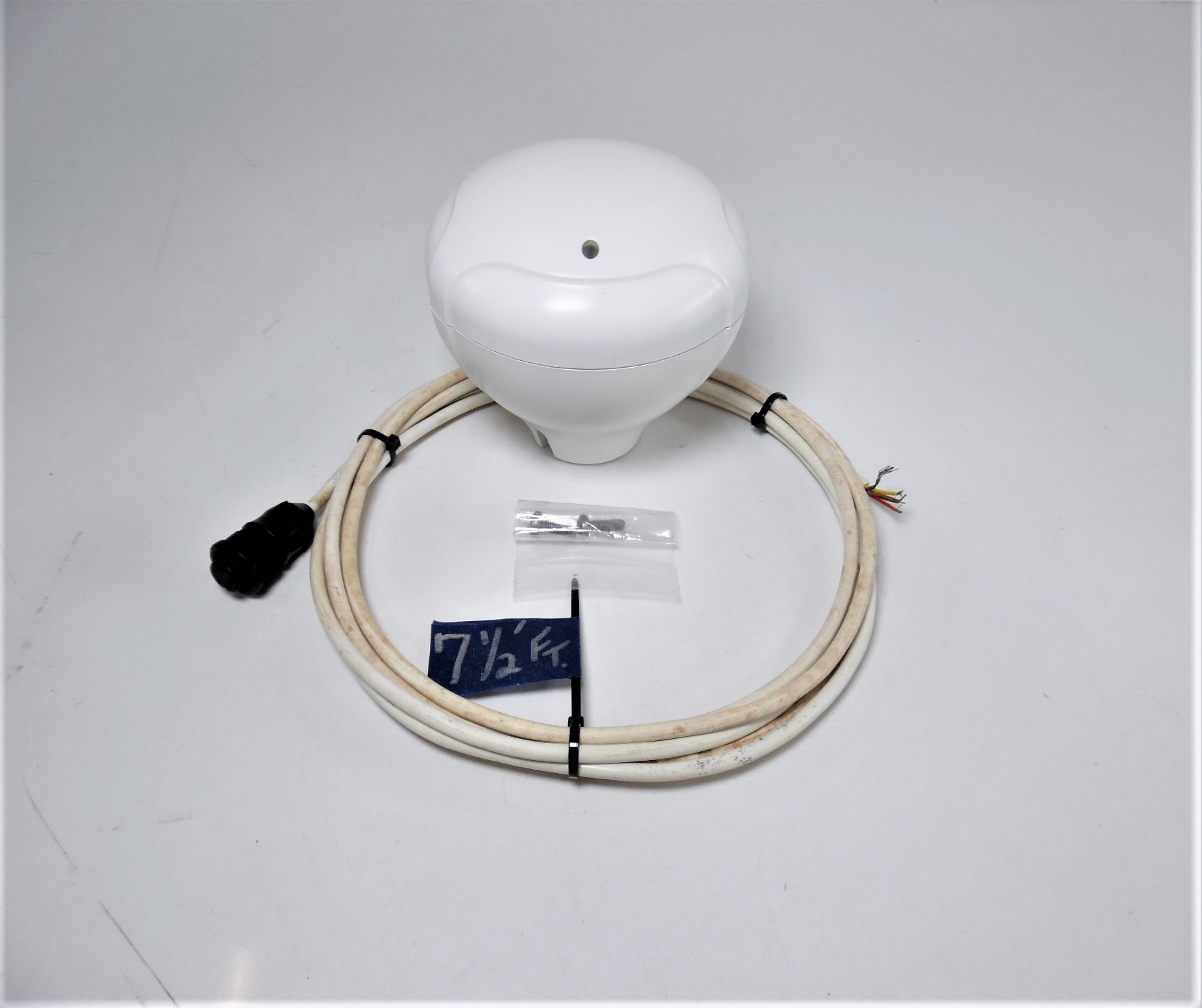 Raymarine Raystar 125 GPS Antenna w/ NEW Battery & Cable E32042